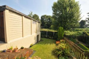 Garage/garden- click for photo gallery